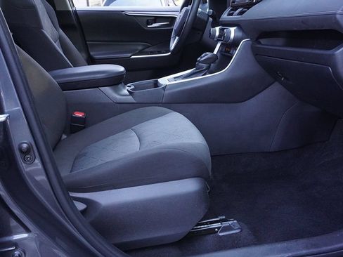 Used 2022 Toyota RAV4 XLE w/ Convenience Package AWD/4WD image 28