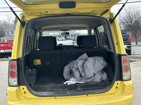 Used 2005 Scion xB image 8