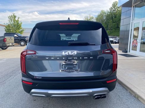 Used 2022 Kia Telluride SX FWD image 3