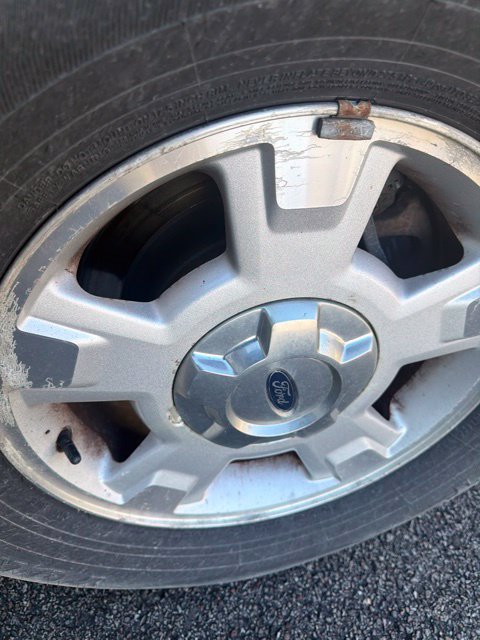 Used 2014 Ford F150 STX AWD/4WD image 13