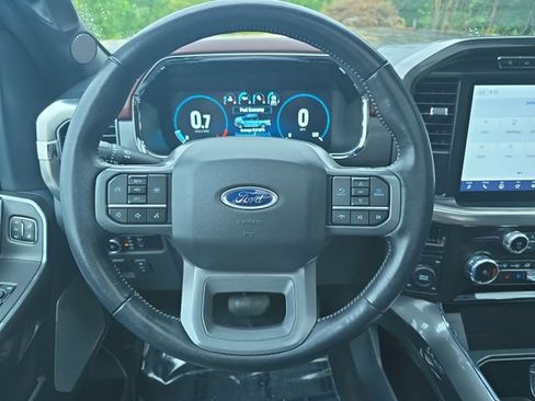Used 2023 Ford F150 Lariat AWD/4WD image 17
