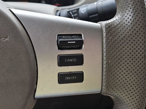 Used 2015 Nissan Frontier SV w/ SV Value Truck Package RWD image 22