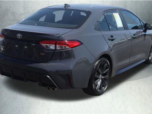 Used 2024 Toyota Corolla SE w/ SE Premium Package FWD image 10