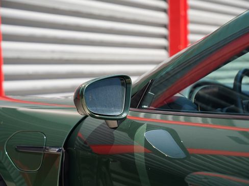 Used 2025 Porsche Taycan RWD image 10