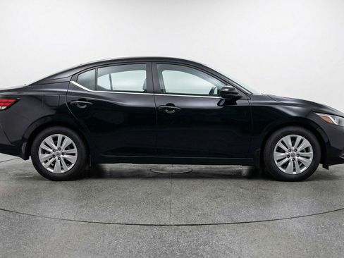 Used 2025 Nissan Sentra S FWD image 11