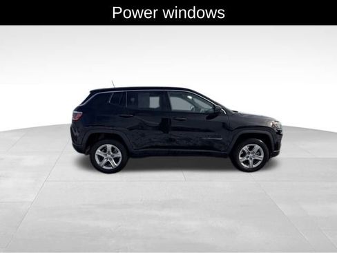 Used 2023 Jeep Compass Sport image 6