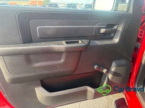 Used 2019 RAM 1500 Express AWD/4WD image 10