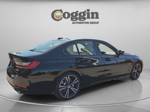 Used 2023 BMW 330e w/ Driving Assistance Package RWD image 5