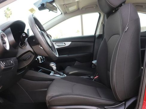 Used 2023 Kia Forte LXS image 10