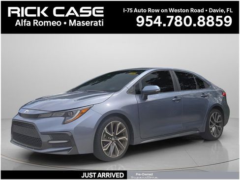 Used 2021 Toyota Corolla SE FWD image 1