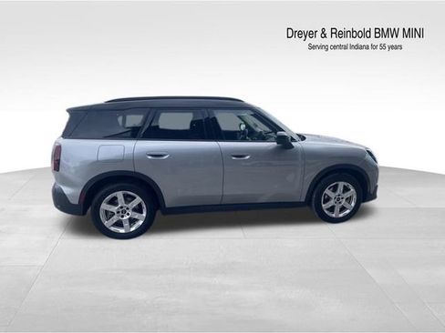 Certified 2025 MINI Cooper Countryman S w/ Comfort Package Max image 8