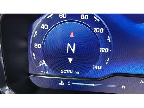 Used 2023 Chevrolet Silverado 1500 LT image 15