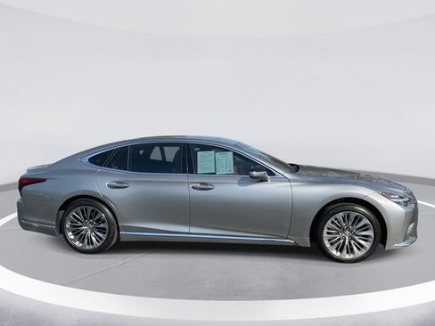 Used 2021 Lexus LS 500 w/ Accessory Package (Z2) image 4