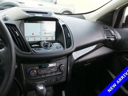 Used 2017 Ford Escape Titanium image 21