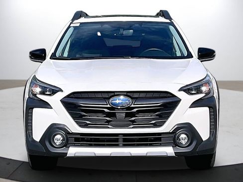 Used 2024 Subaru Outback Limited AWD/4WD image 3