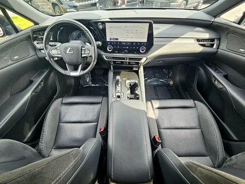 Used 2024 Lexus RX 350 AWD w/ Convenience Package image 28