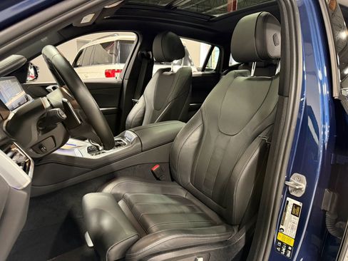 Used 2022 BMW X6 xDrive40i w/ M Sport Package AWD/4WD image 15