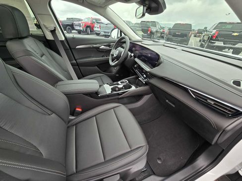 New 2024 Buick Envision Preferred image 13