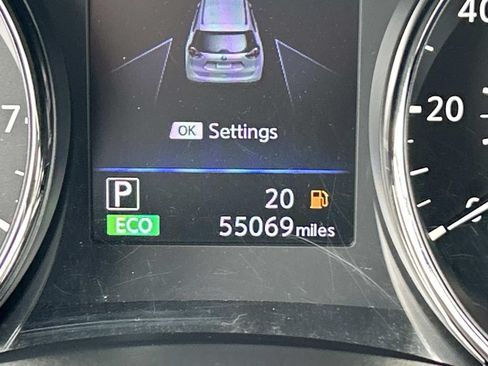 Used 2020 Nissan Rogue SV AWD/4WD image 40