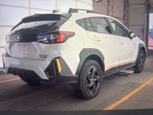 Used 2025 Subaru Crosstrek 2.5i Sport AWD/4WD image 2