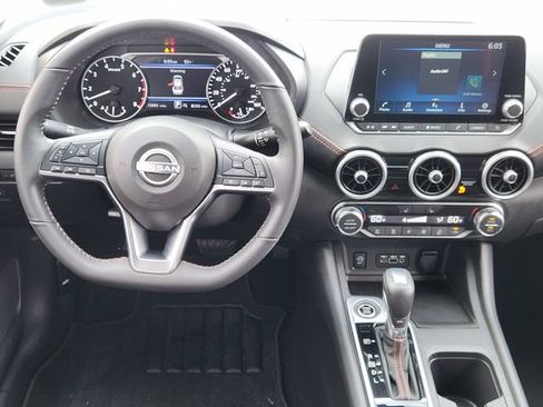 Used 2024 Nissan Sentra SR FWD image 23