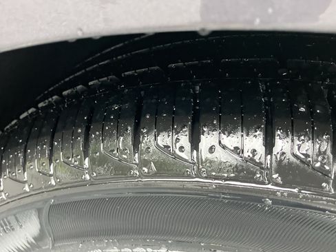 Used 2019 Honda Accord LX image 12