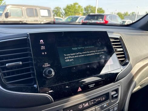 Used 2023 Honda Passport TrailSport image 23