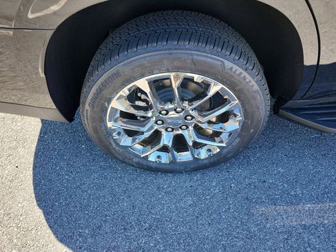 New 2026 GMC Yukon Elevation w/ Elevation Premium Package image 5