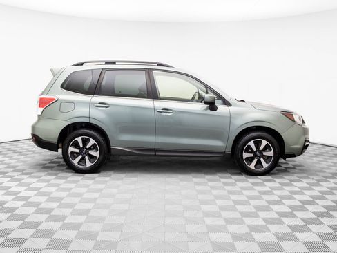 Used 2018 Subaru Forester 2.5i Limited w/ Popular Package #2 image 7