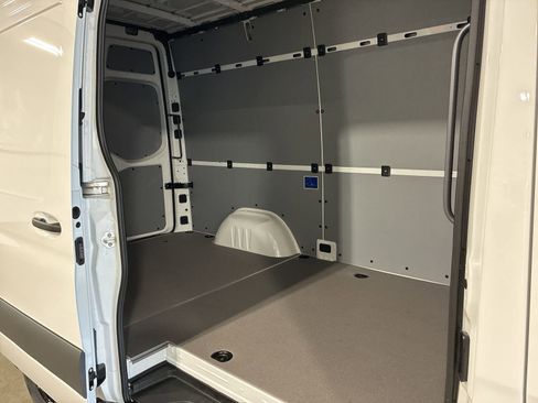 New 2025 Mercedes-Benz Sprinter 2500 image 12
