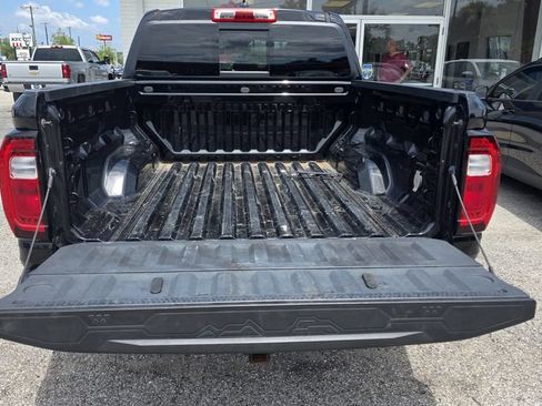 Used 2023 GMC Canyon AT4 AWD/4WD image 11