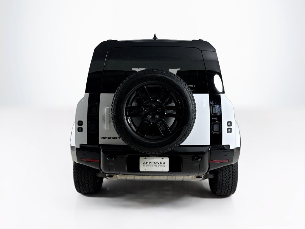 Used 2026 Land Rover Defender 110 X-Dynamic SE AWD/4WD image 4