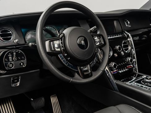 Used 2020 Rolls-Royce Cullinan image 13