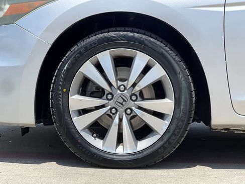 Used 2011 Honda Accord EX-L image 24