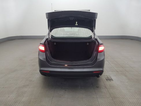 Used 2015 Ford Fusion S FWD image 29