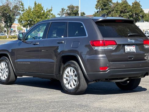 Used 2021 Jeep Grand Cherokee Laredo w/ Security & Convenience Group image 5