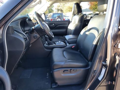Used 2024 INFINITI QX80 Luxe image 10