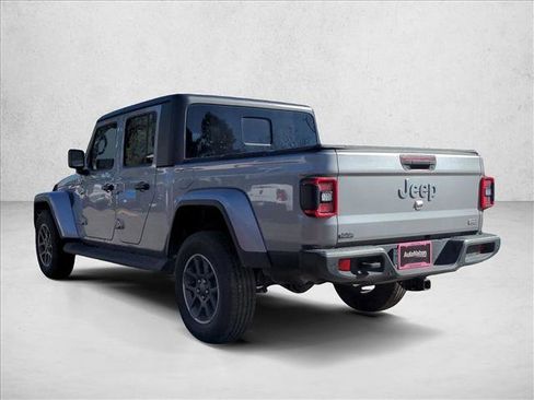 Used 2021 Jeep Gladiator Overland w/ Popular Equipment Package AWD/4WD image 7