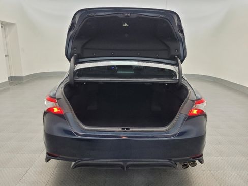 Used 2020 Toyota Camry SE image 29