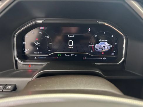 Used 2025 GMC Sierra 1500 Denali w/ Technology Package AWD/4WD image 19
