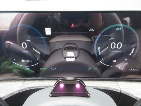 Used 2025 Hyundai Santa Fe Limited image 41