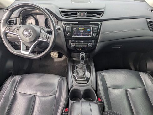 Used 2018 Nissan Rogue SL w/ Premium Package image 14