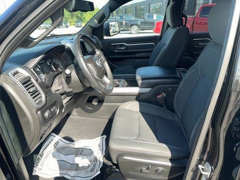 Used 2019 RAM 1500 Big Horn AWD/4WD image 13