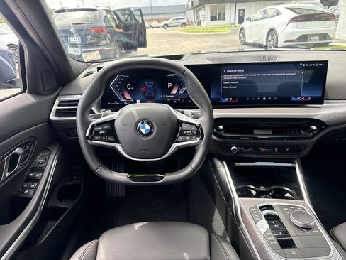 Used 2025 BMW 330i Sedan RWD image 15