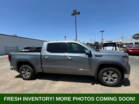 Used 2025 GMC Sierra 1500 SLT RWD image 2