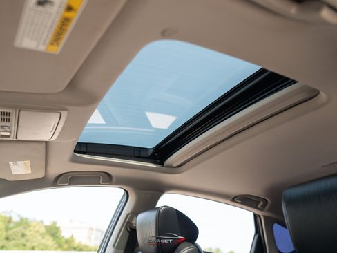 Used 2018 Honda Accord Touring image 37