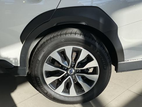 Used 2024 Subaru Outback Limited AWD/4WD image 13