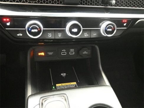 Certified 2024 Honda Civic Touring image 31