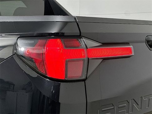 Used 2024 Hyundai Santa Cruz SEL image 31