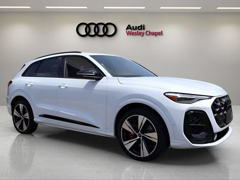 New 2026 Audi SQ5 Premium Plus AWD/4WD image 7